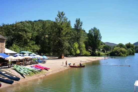 Le Cintrium Panzió Viala-du-Tarn Kültér fotó